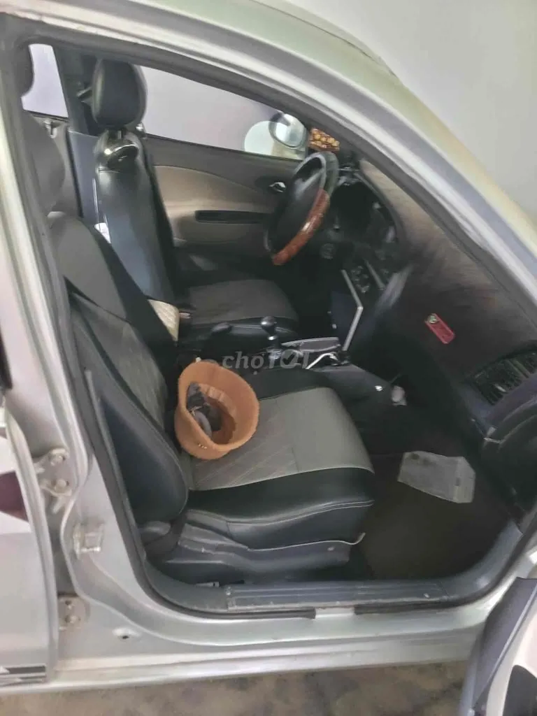 Daewoo Nubira 2004 photo 2
