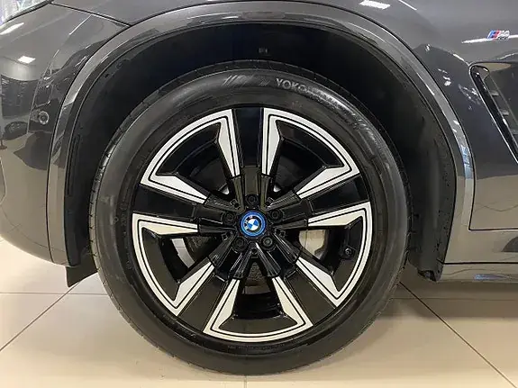 BMW Ix3 2022 photo 2