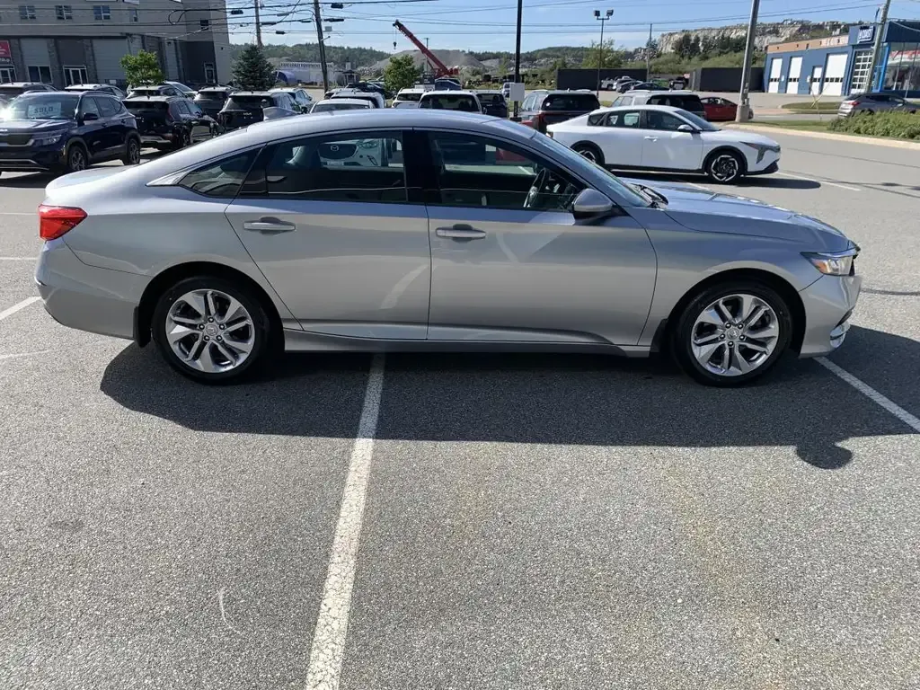 Honda Accord 2020 photo 5