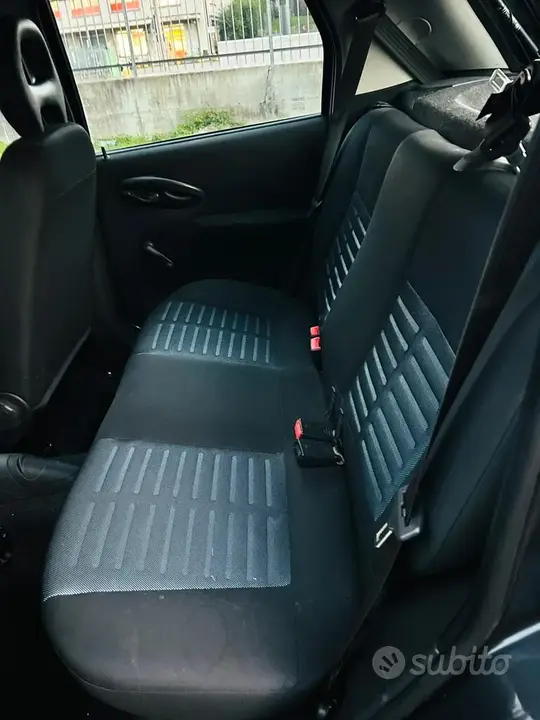 Fiat Punto 2005 photo 3