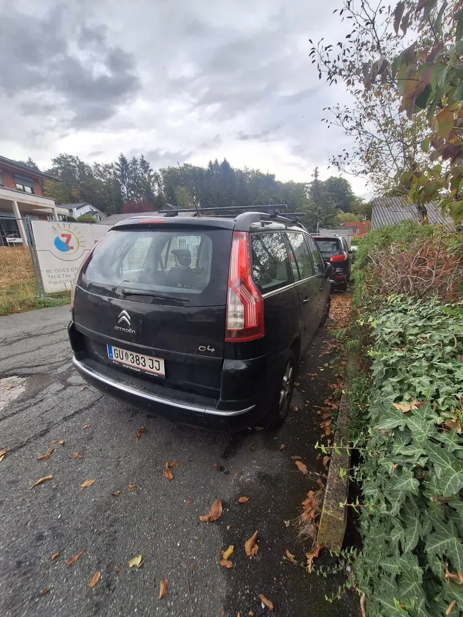 Citroen C4 Picasso 2012 photo 2