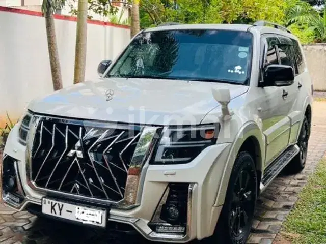 Mitsubishi Montero 2013 photo 3