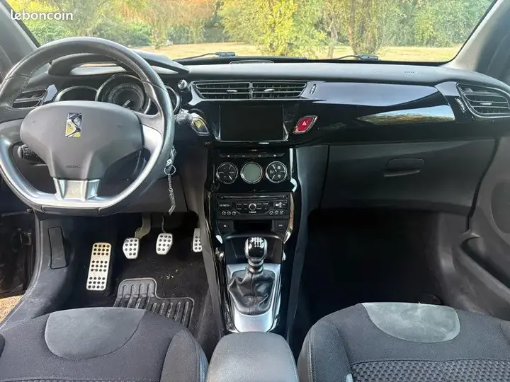 Citroen Ds3 2014 photo 3