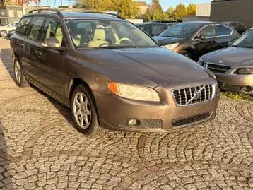 Volvo V70 2007 photo 2