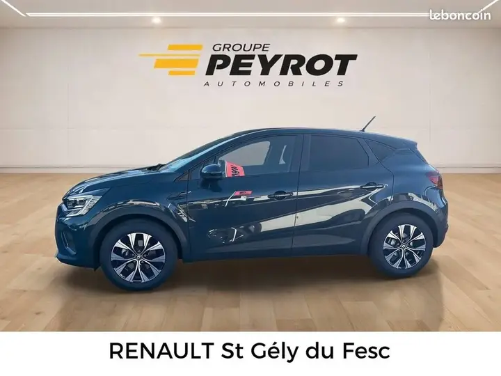 Renault Captur 2024 photo 3