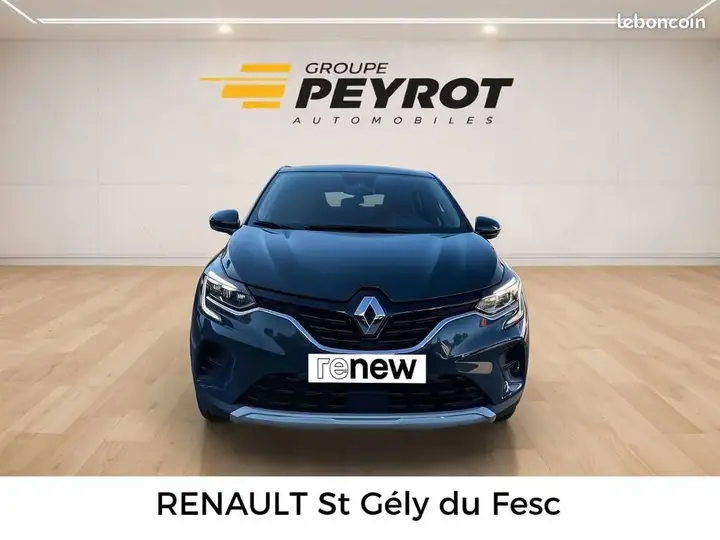 Renault Captur 2024 photo 2