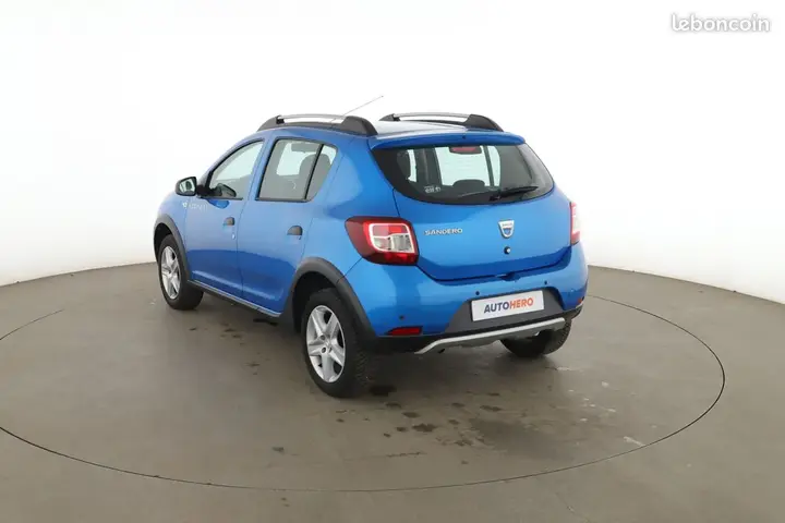 Dacia Sandero 2015 photo 2