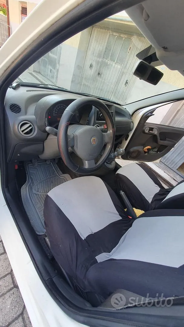 Fiat Panda 2010 photo 3