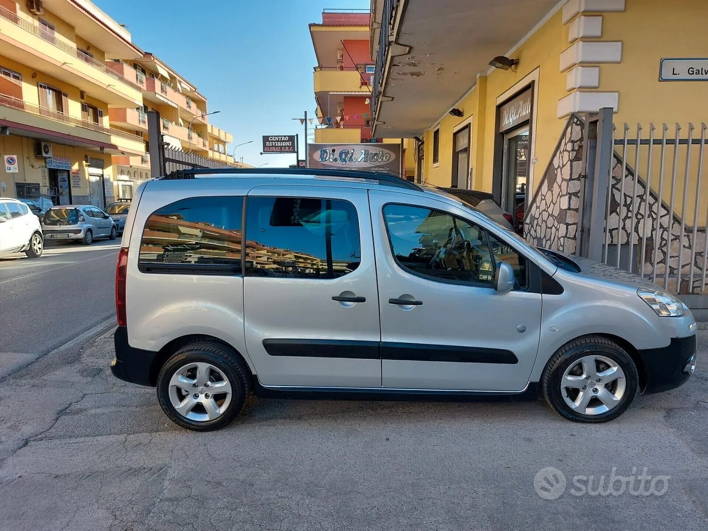 Peugeot Partner Tepee 2014 photo 3