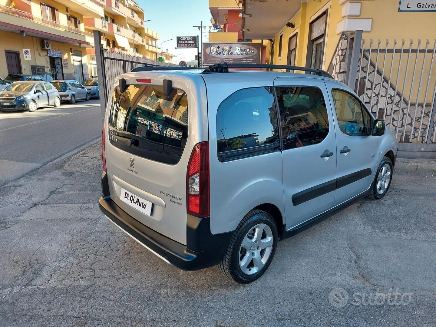 Peugeot Partner Tepee 2014 photo 4