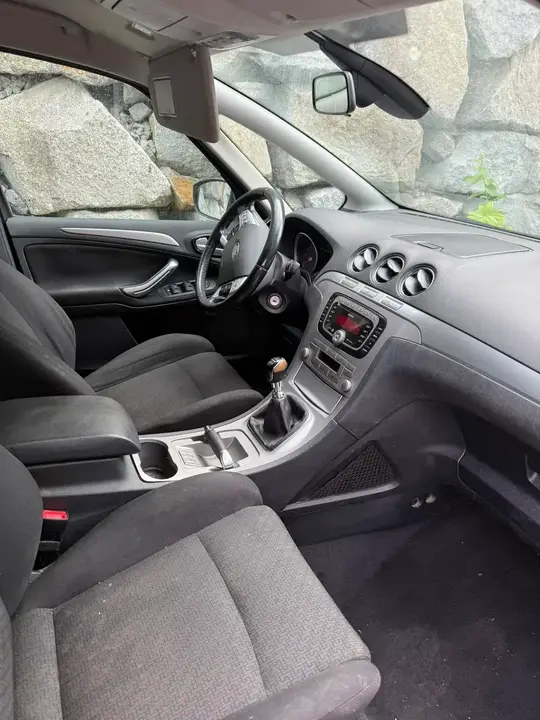 Ford S-Max 2008 photo 2