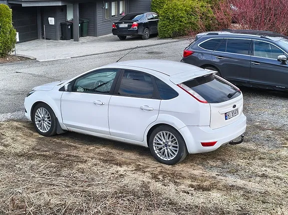 Ford Focus 2009 photo 5