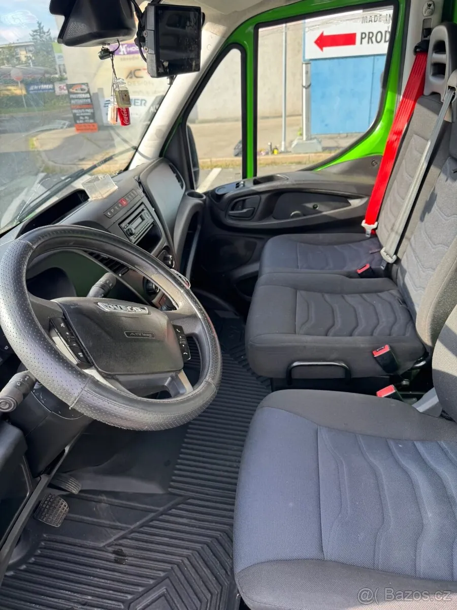 Iveco Daily 2017 photo 5