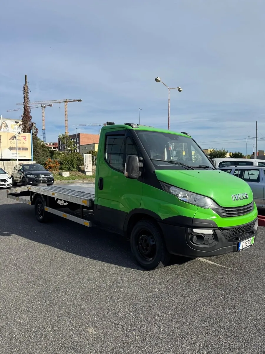 Iveco Daily 2017 photo 2