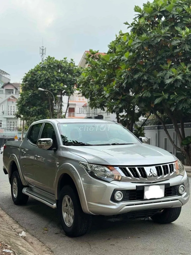 Mitsubishi Triton 2017 photo 2