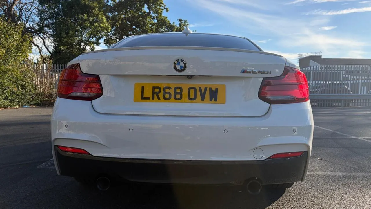 BMW 2 Series 2025 photo 4
