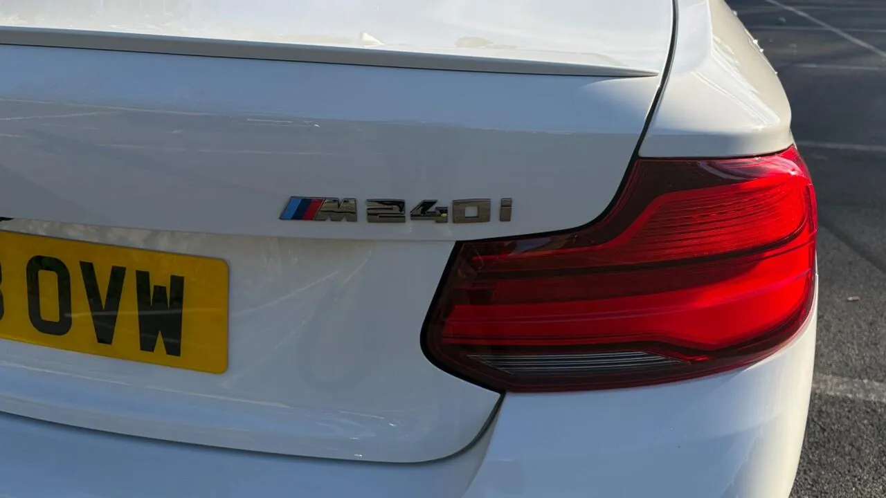BMW 2 Series 2025 photo 5