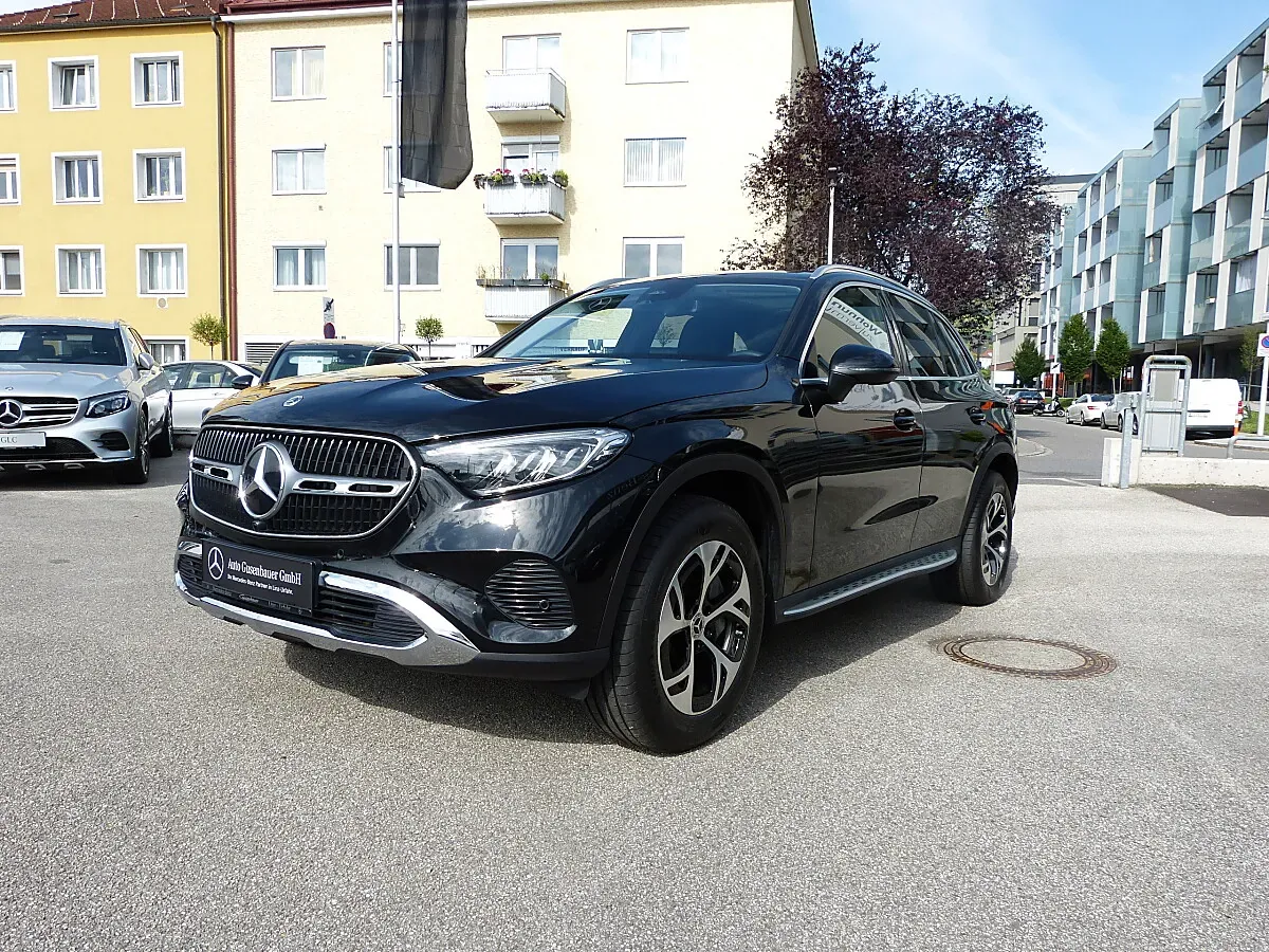 Mercedes-Benz Glc-Class 2024 photo 3