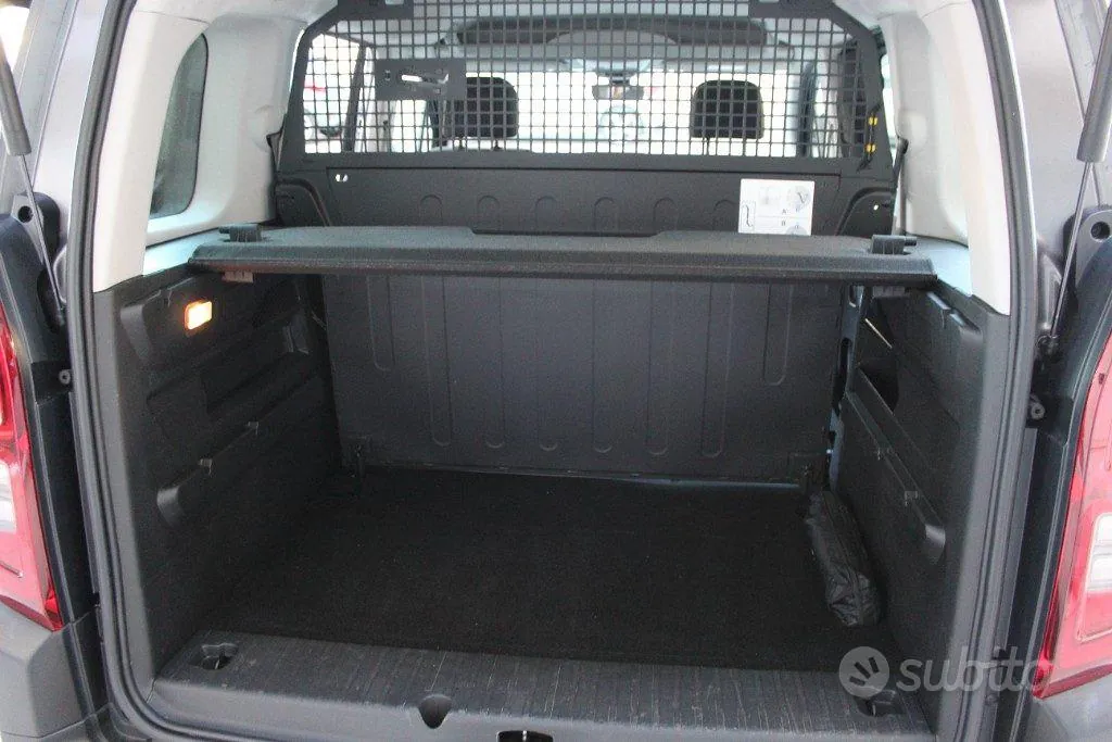 Citroen Berlingo 2022 photo 3