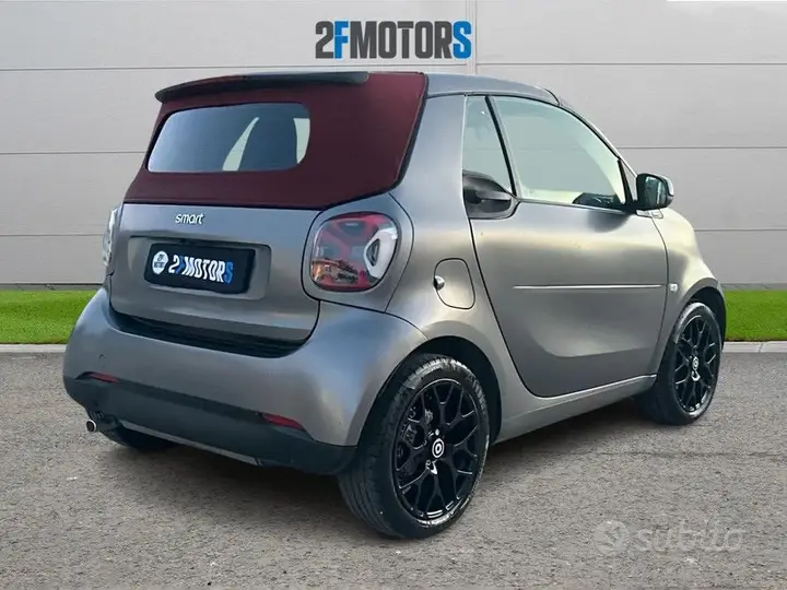 Smart Fortwo 2019 photo 5