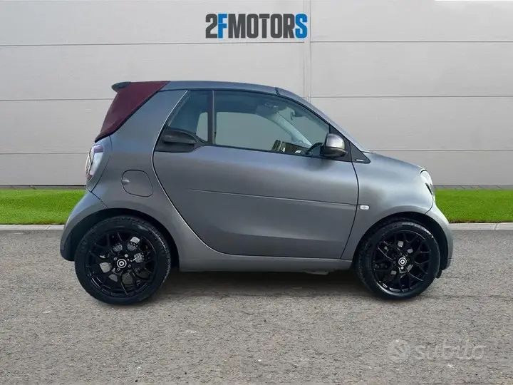 Smart Fortwo 2019 photo 3