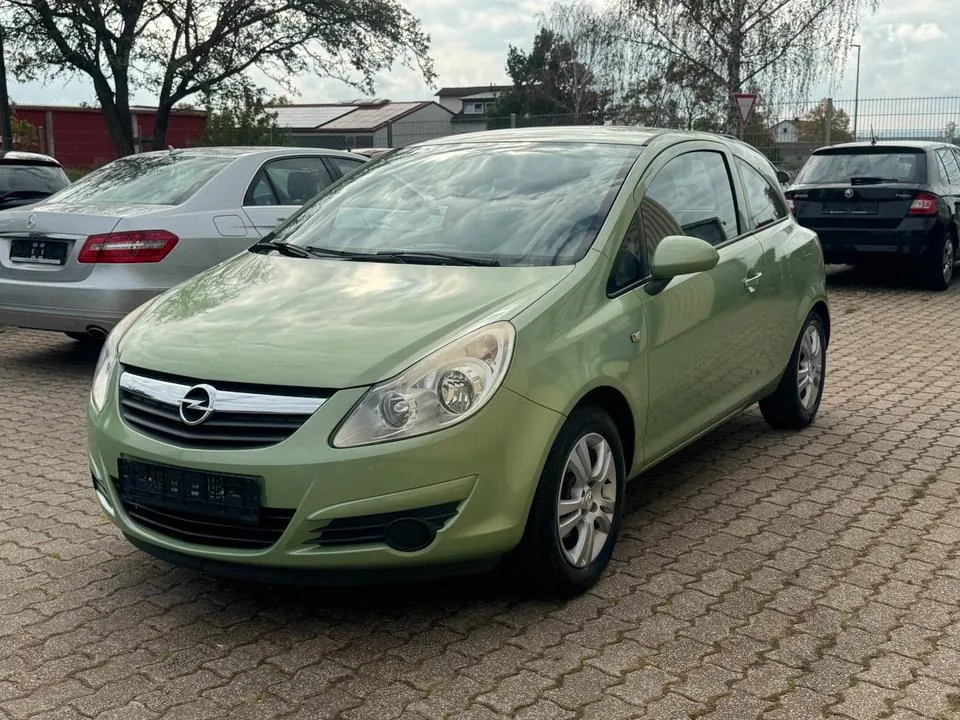 Opel Corsa D Edition