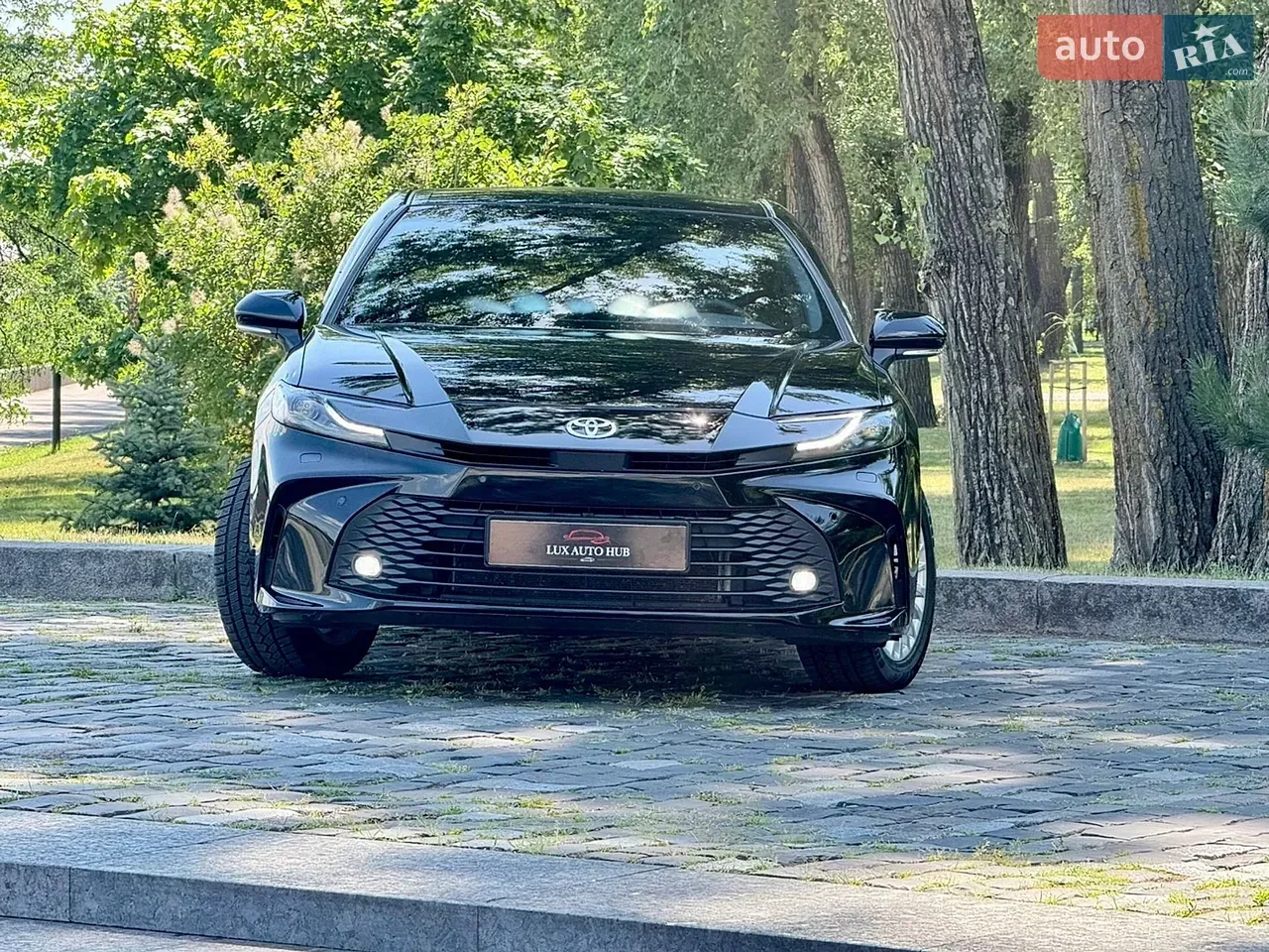 Toyota Camry 2025 photo 4
