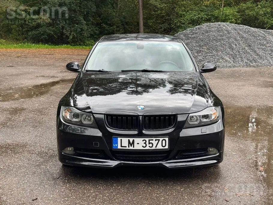 BMW E90