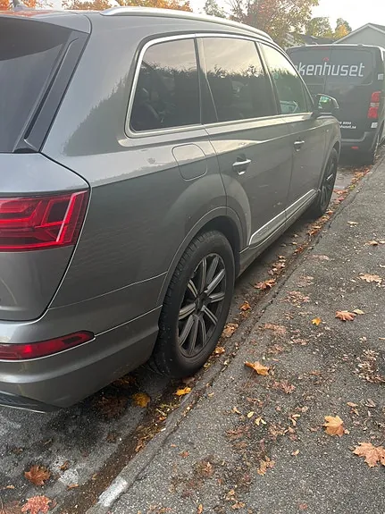 Audi Q7 2018 photo 2