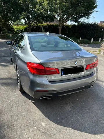 BMW 530E