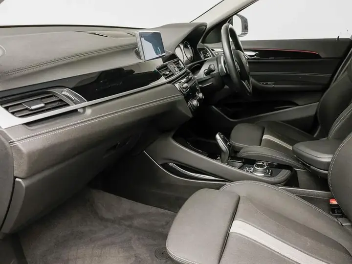 BMW X2 2019 photo 5