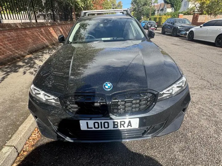BMW 3 Series 2022 photo 4
