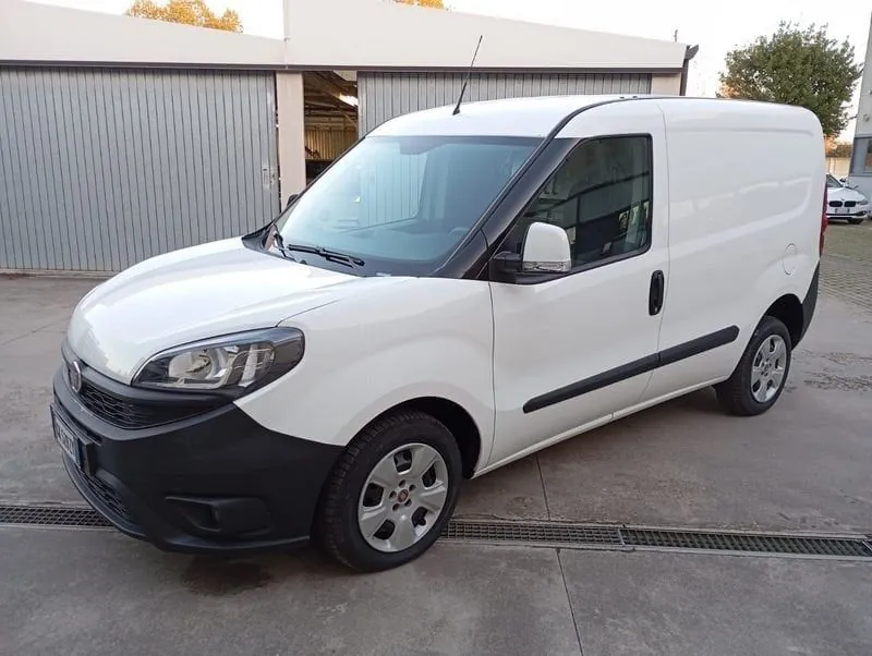 Fiat Doblò 2022 photo 3