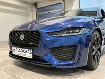 Jaguar Xe 2023 photo 3