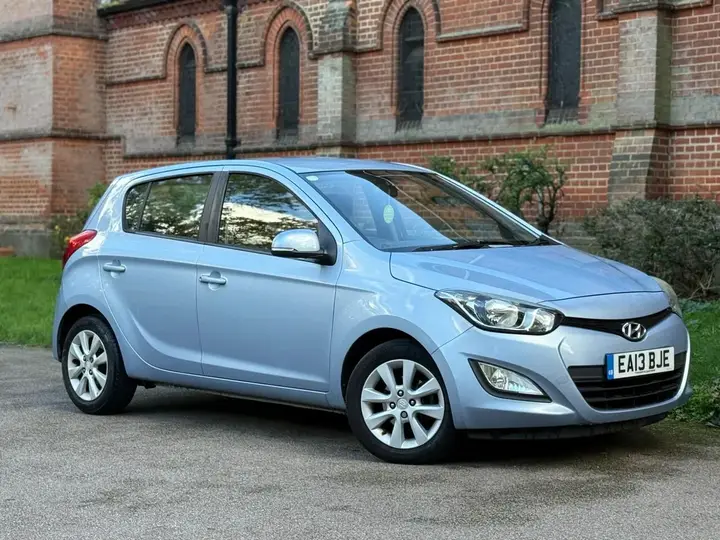 Hyundai I20 2013 photo 3