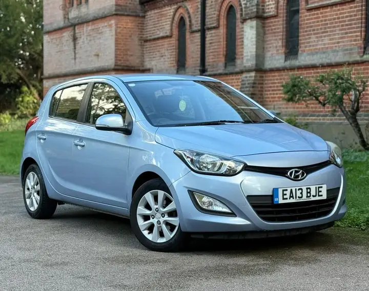 Hyundai I20 2013 photo 2