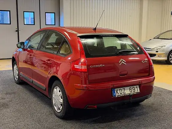 Citroen C4 2009 photo 4