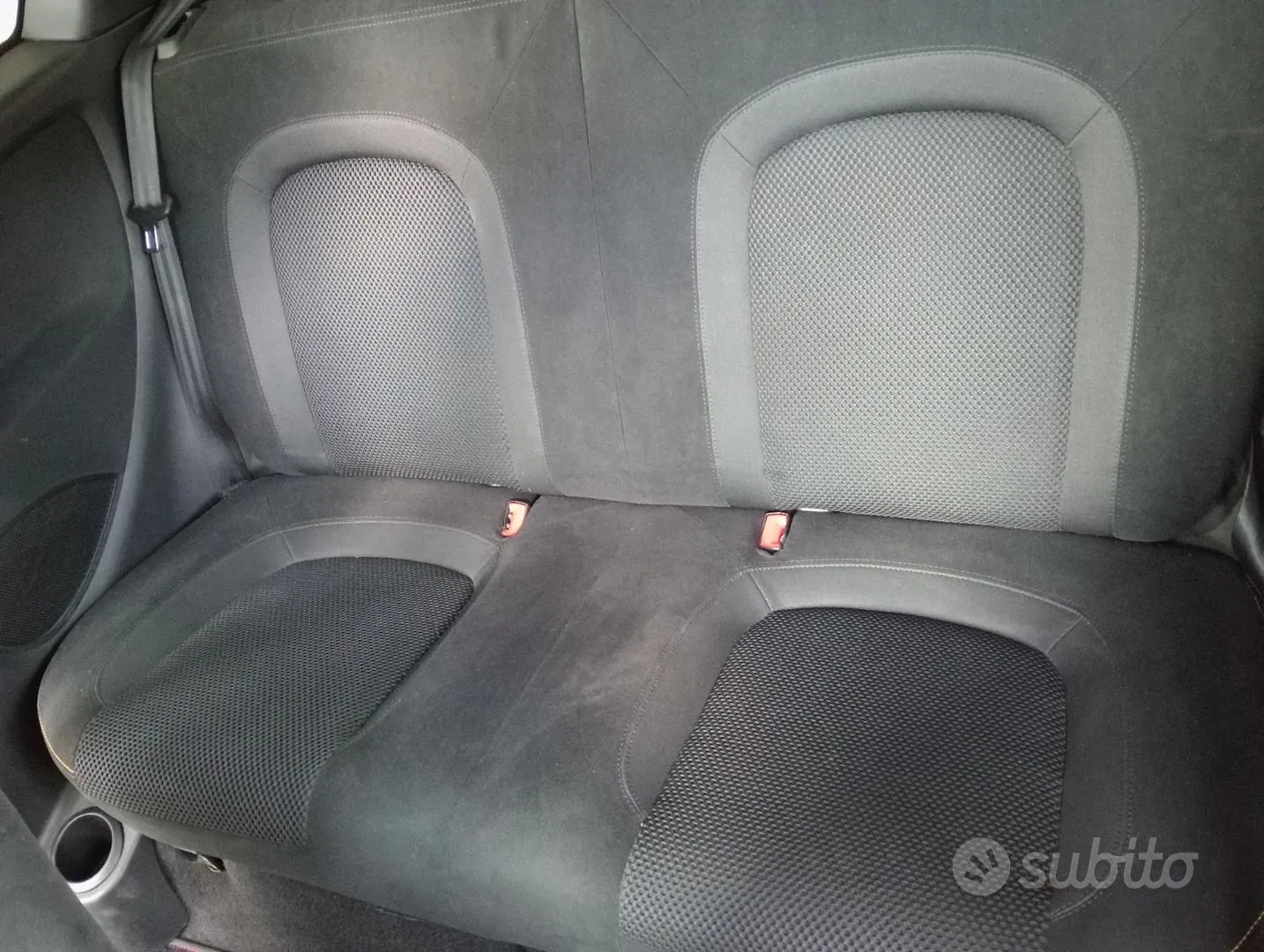 Fiat Punto Evo 2011 photo 3
