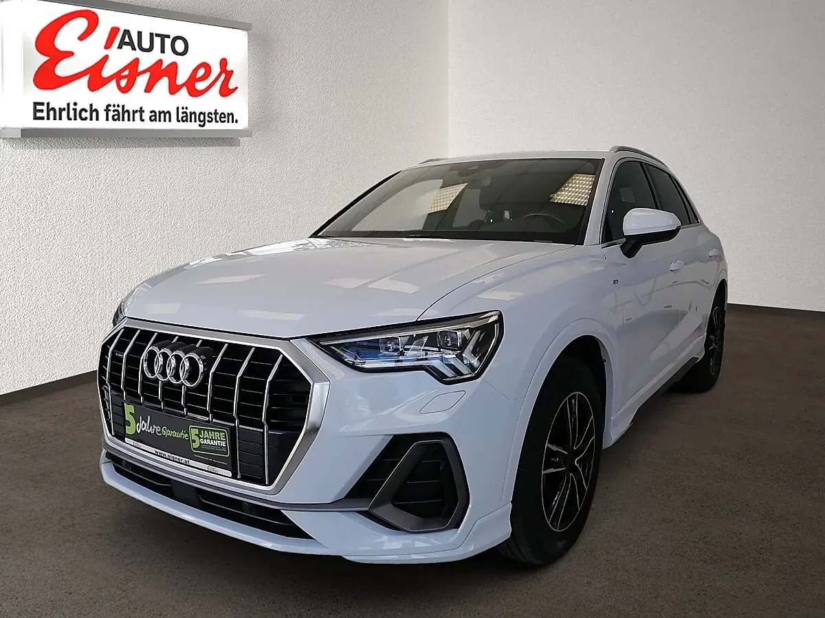 Audi Q3 2019 photo 2
