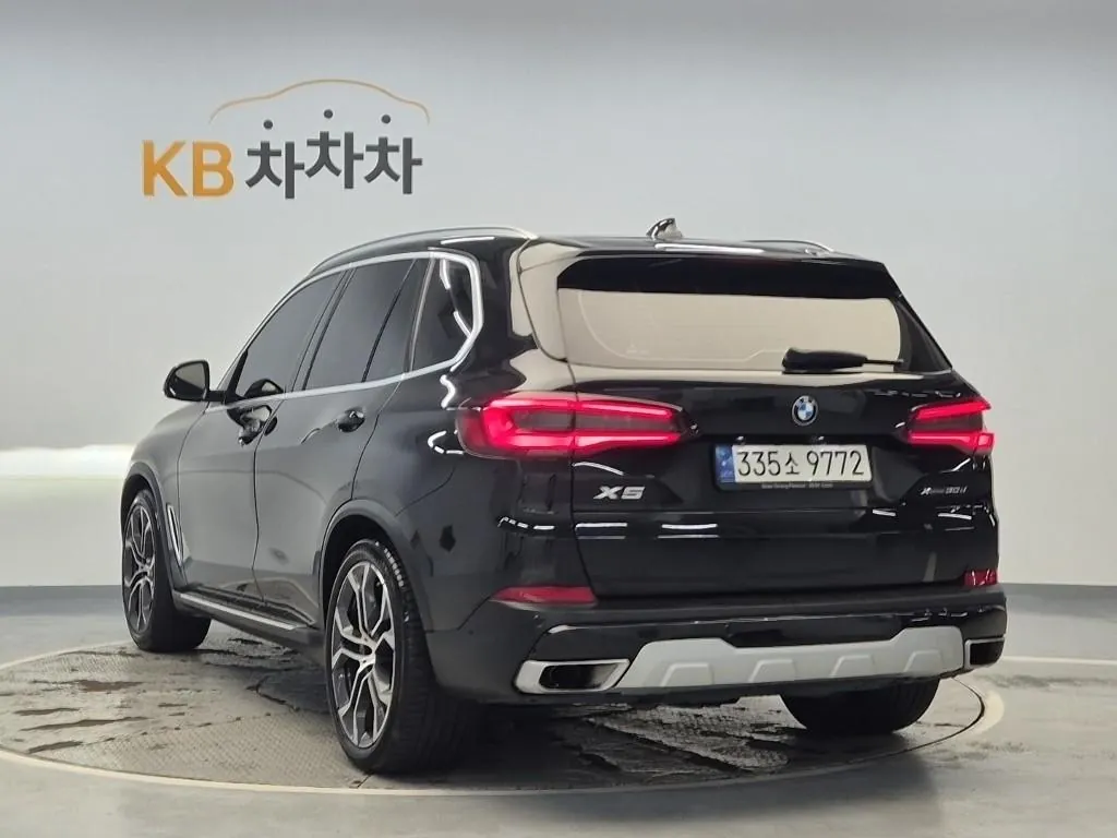 BMW X5 2022 photo 2