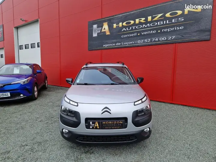 Citroen C4 2015 photo 2