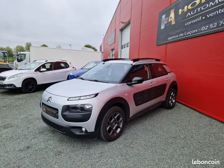 Citroen C4 2015 photo 3