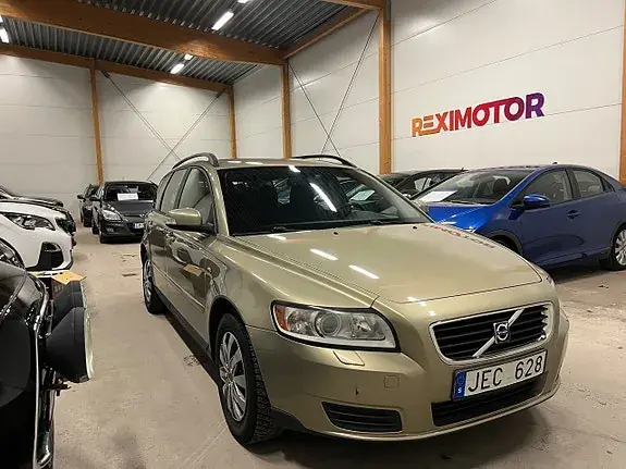 Volvo V50 2009 photo 2