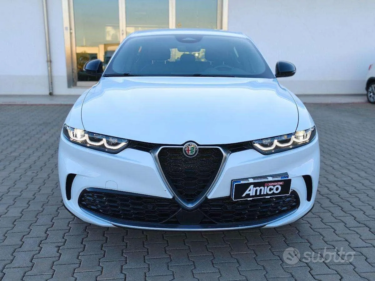 Alfa Romeo Tonale 2023 photo 3