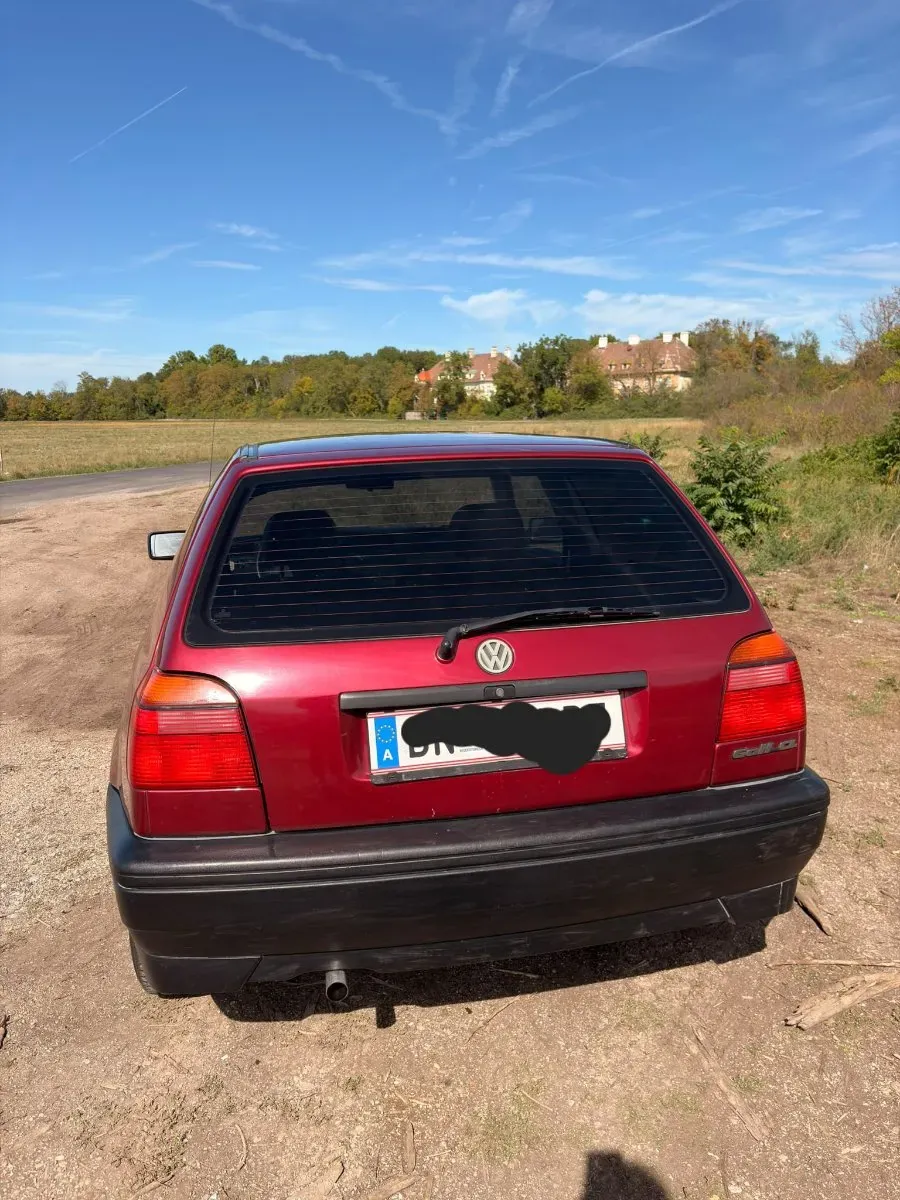 Volkswagen Golf 1995 photo 2