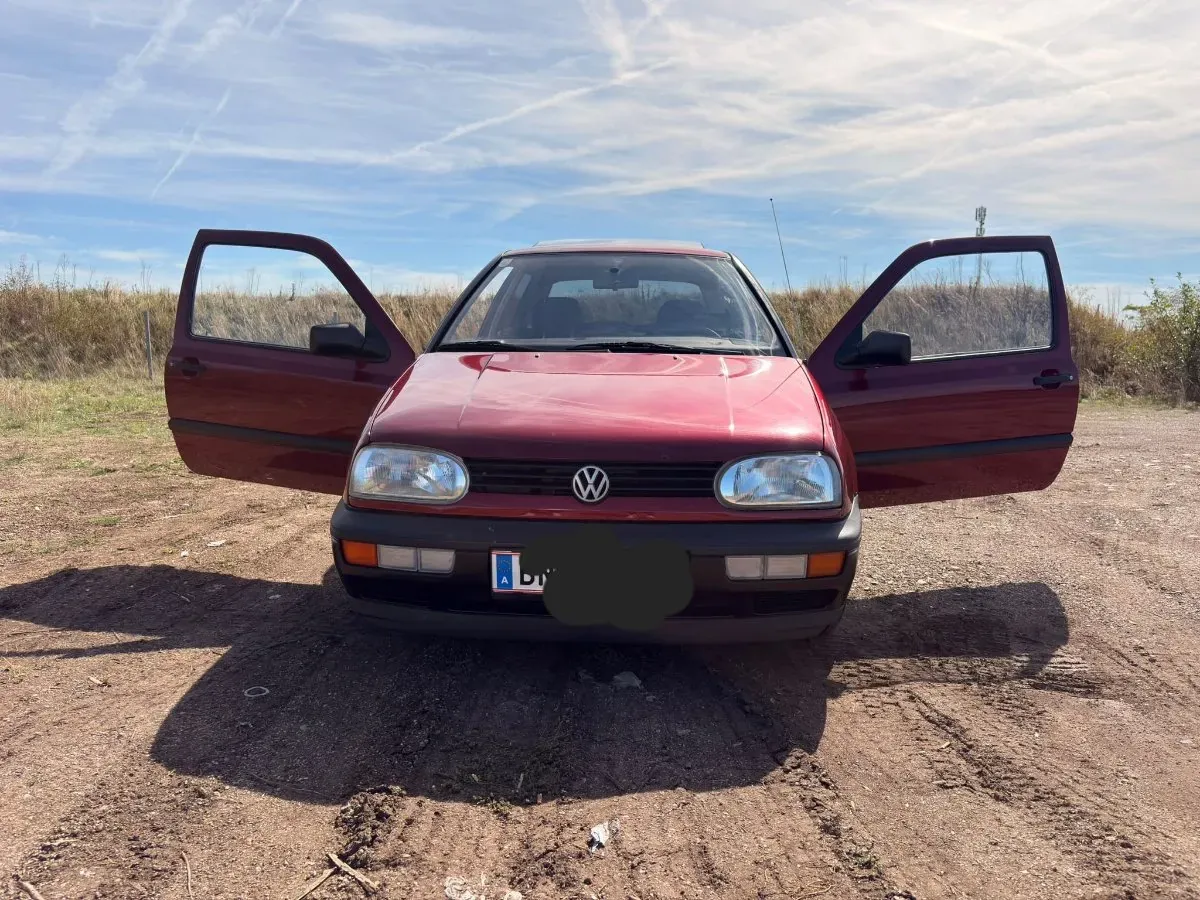 Volkswagen Golf 1995 photo 3