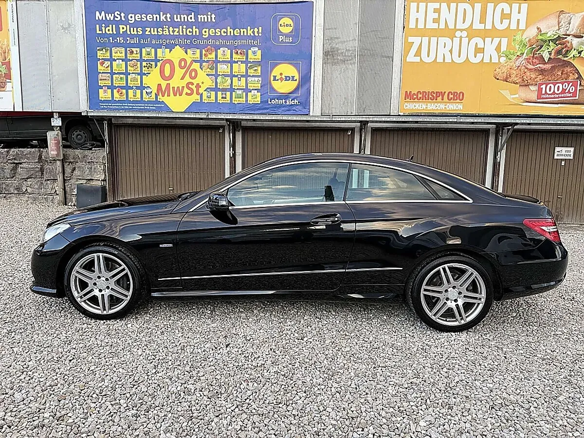 Mercedes-Benz E-Class 2010 photo 2