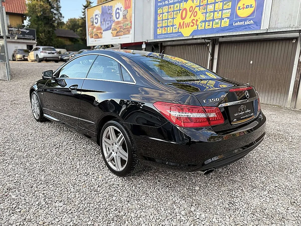 Mercedes-Benz E-Class 2010 photo 3