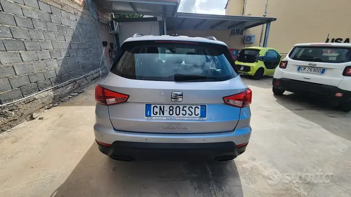 Seat Arona 2023 photo 4