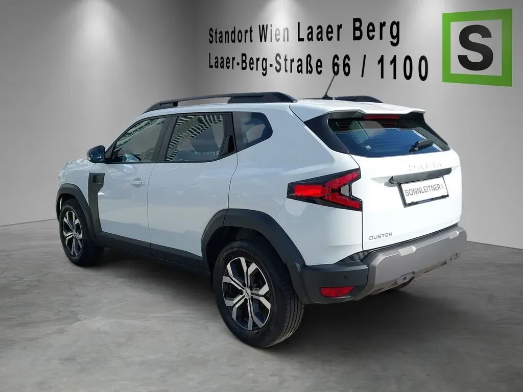 Dacia Duster 2024 photo 2